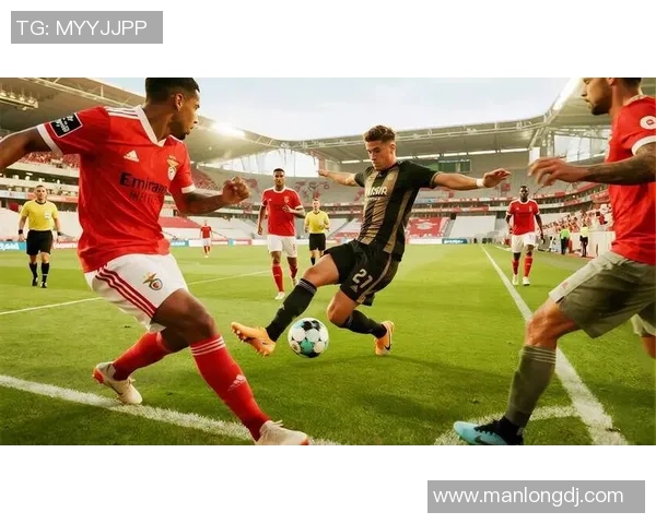 本菲卡逆袭利物浦6比2神扑瞬间成比赛转折点引发历史冷门