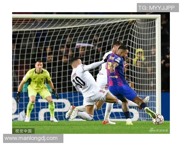 足总杯激战：拜仁与本菲卡2比2平局补时进球引发全场狂欢解析战术细节