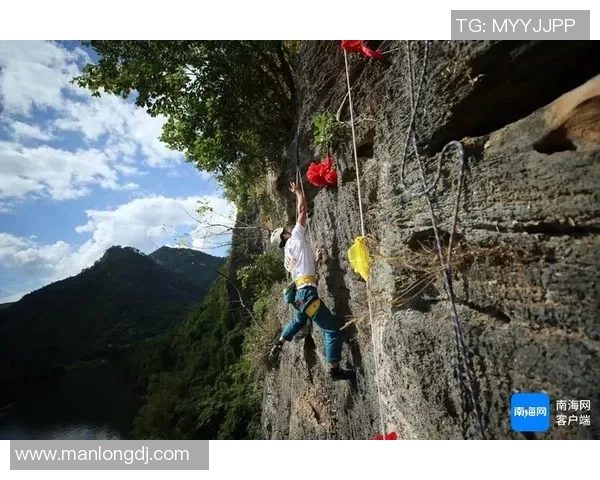 重庆攀岩队的比赛经验揭秘与攀岩技巧分享之旅