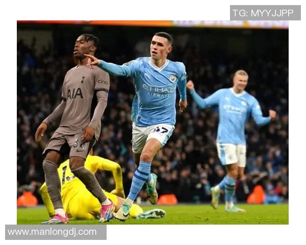 世界杯曼城与本菲卡激战四三乌龙球引发争议判罚全场沸腾 世界杯曼城与本菲卡激战四三乌龙球引发争议判罚全场沸腾