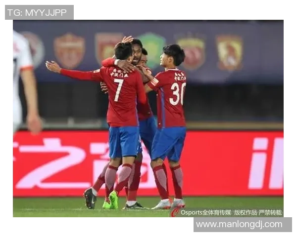 足总杯热刺逆转尤文图斯红牌争议引发全场热议与焦点分析