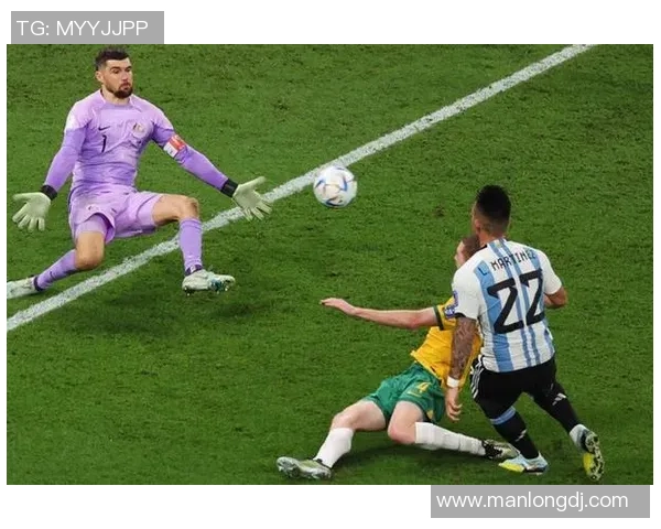 世界杯国米与AC米兰激战成平局补时进球引发全场狂欢战术分析详解