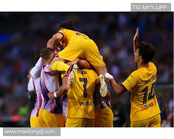 足总杯精彩对决巴萨与波尔图1比1平局乌龙球成比赛焦点 足总杯精彩对决巴萨与波尔图1比1平局乌龙球成比赛焦点